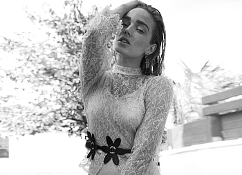 Caity Lotz 2017 , caity-lotz, celebrities, girls, monochrome, black-and-white HD wallpaper