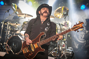 Motorhead cancellation, Lemmy's recovery, Altitude sickness, Rolling Stone magazine HD wallpaper
