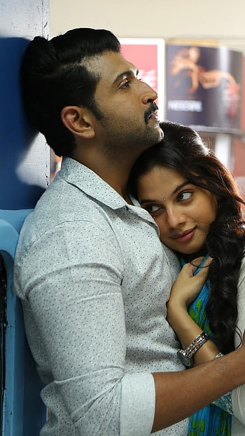 Arun Vijay, Train Coach, Background HD phone wallpaper