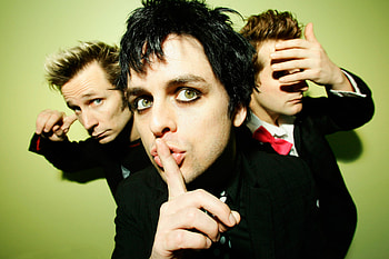 Green Day's October earnings, Financial success, Rolling Stone report, Business growth HD wallpaper
