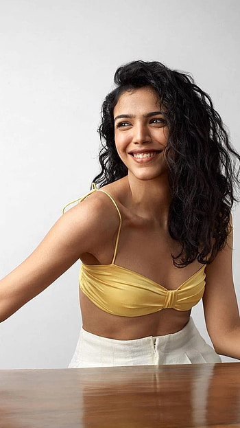 Shriya Pilgaonkar, Bollywood, Shriya Pilgaonkar Heroine HD phone wallpaper