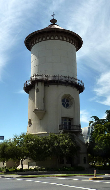 Old Fresno Water Tower, Historical landmark, Architecture marvel, Iconic structure HD phone wallpaper