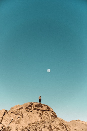 Nature, Rock, Vertex, Top, Miscellanea, Miscellaneous, Human, Person, Loneliness HD phone wallpaper