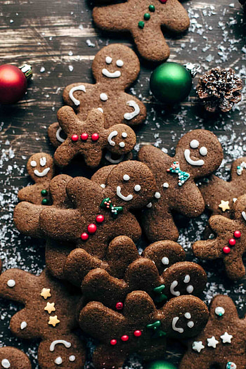 Gingerbread Man, Winter wonderland vibes, Cozy holiday mood, Festive aesthetics HD phone wallpaper