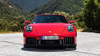 2025 Porsche 911 Targa 4 GTS, car, Porsche, Porsche 911 Targa 4 GTS, vehicle HD wallpaper