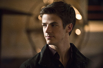Grant Gustin, Behind-the-scenes moments, Candid , Flash's personal side HD wallpaper