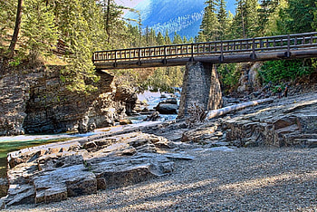 Bridge over MacDonald Creek, Montana, trees, river, water, stones HD wallpaper
