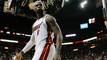 King James in Miami Heat, Miami Heat, LeBron James, Sports HD wallpaper