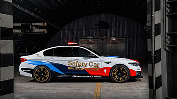Luxury MotoGP Saftery car, BMW M5 HD wallpaper