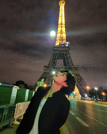 Kim Taehyung, sky, street_light HD phone wallpaper
