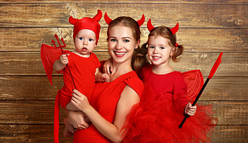 Happy Halloween!, children, horns, girl, copil, demon, woman, little, halloween, red, mother HD wallpaper