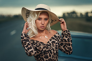 Model, woemn, girl, hat HD wallpaper