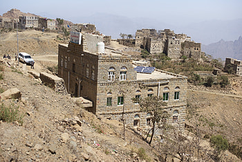 Solar energy, Micro businesses, Life-saving, Yemen HD wallpaper