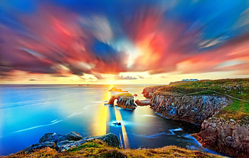 Sunrise over Cornwall, rays, colorful, sunlight, glow, coast, sunrise, shore, reflection, shine, amazing, water, ocean, sunset, sea, Cornwall, beautiful, rocks, England, view, sky HD wallpaper