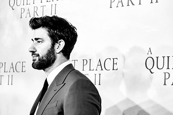 John Krasinski, Virtual prom event, Special guests HD wallpaper