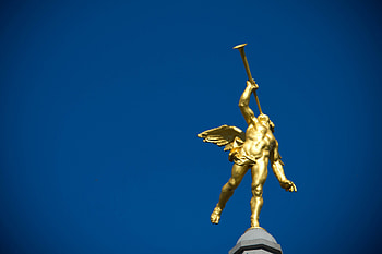Cherub playing the trumpet, blue, cherub, architecture, player, angel, gold, play, music, wing, trumpet, bridge, sky, liege, belgium HD wallpaper