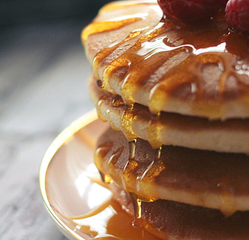 Fluffy pancakes, Golden syrup, Sweet raspberries, Delectable breakfast HD wallpaper