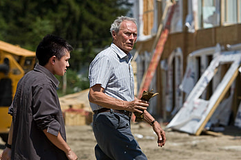 Walt and Thao, Gran Torino HD wallpaper
