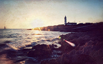 Vintage Sunshine, sunshine, lighthouse, , vintage, ocean HD wallpaper