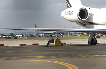 Sydney Airport security, Government review, Active shooter response, Enhanced safety measures HD wallpaper