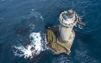 Lighthouse, nature, ocean, wave HD wallpaper