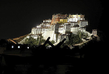 potala, monks, religeous, tibet, shrine HD wallpaper