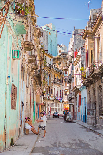 Cuba's street life, Vibrant , Havana magic, Unforgettable experience HD phone wallpaper