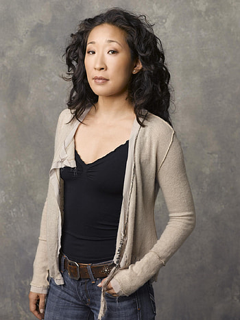 Sandra Oh, posted by Zoey Cunningham, Movie actress, Stunning shots HD phone wallpaper
