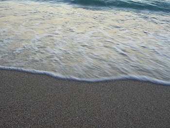 waves caressing the sand, vama veche, romania HD wallpaper