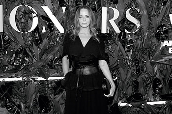 Stella McCartney, Realistic but hopeful, Sustainability, Fashion industry HD wallpaper