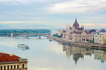Best things to do, Budapest Hungary, Cultural landmarks, Travel guide HD wallpaper