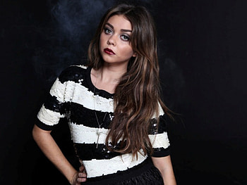 Sarah Hyland, Sarah, model, black white, Hyland, actress HD wallpaper