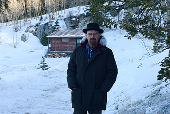 Breaking Bad Inspired - Mysterious Figure in Winter Scene, TV Show, Breaking Bad, Walter White, Bryan Cranston HD wallpaper