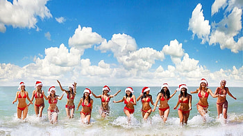 Beach-Girls-Cool--Background-- HD wallpaper