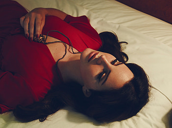 Lana Del Rey 2017, lana-del-rey, music, singer HD wallpaper