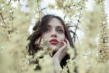 Pretty Face, face, girl, pretty, tree HD wallpaper