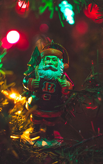 Holidays, New Year, Jack Frost, Santa Claus, Christmas, Garland, Christmas Tree Toy HD phone wallpaper