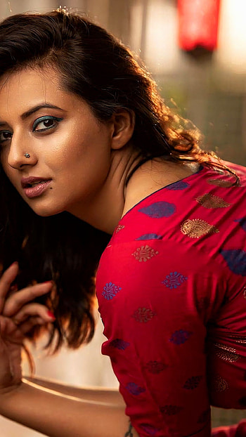 Isha Chawla, telugu actress HD phone wallpaper