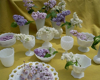 SOUTHERN CHARMS LILACS, VASES, PRETTY, LILACS, LITTLE HD wallpaper
