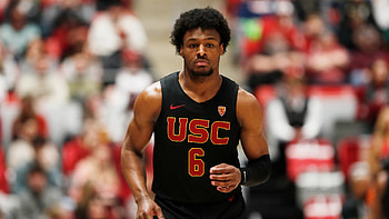 Basketball Talent - On-Court Action Shot, basketball, Bronny James HD wallpaper