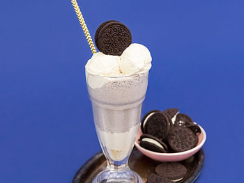 Cookies and cream, Milkshakes HD wallpaper