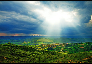 Valley morning, rays, hills, valley, green, clouds, sky, sunrise HD wallpaper