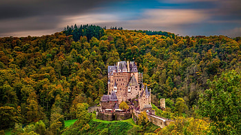 Eltz castle, German forest, U TV , Captivating scenes HD wallpaper