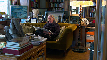 Donald Sutherland, Career, Unconventional, CBS news HD wallpaper