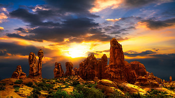 Sunset in Arches NP, Utah, sky, sun, rocks, landscape, clouds, usa HD wallpaper