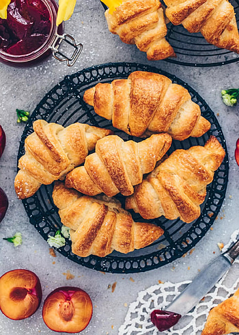 Vegan croissants, Plant-based pastry, Homemade puff pastry, Dairy- delight HD phone wallpaper