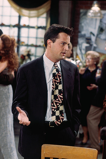 Matthew Perry, Chandler Bing, Favorite joke, Friends TV show HD phone wallpaper