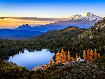 Castle Lake, dawn, nature, mountains, forest, lake HD wallpaper