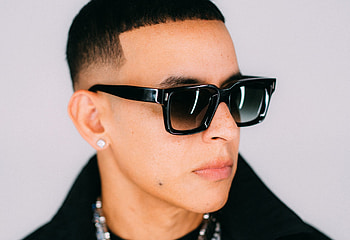 Stylish Music Artist, music, Daddy Yankee HD wallpaper