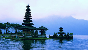 Bali beaches, Sun-kissed shores, Crystal-clear waters, Relaxation and serenity HD wallpaper